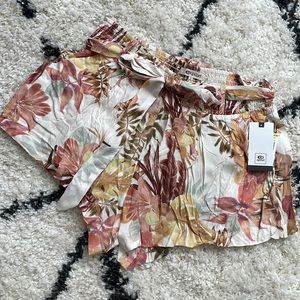 Ripcurl floral shorts in size large